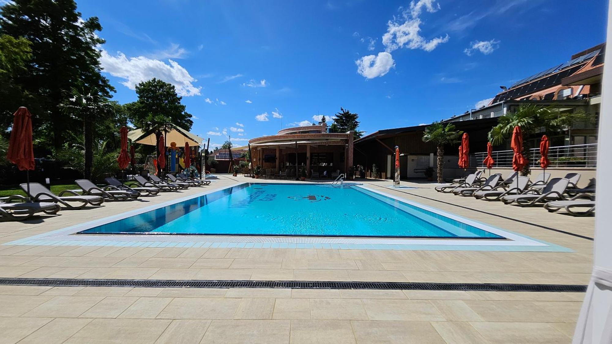 Wellness Hotel Gyula Luaran gambar