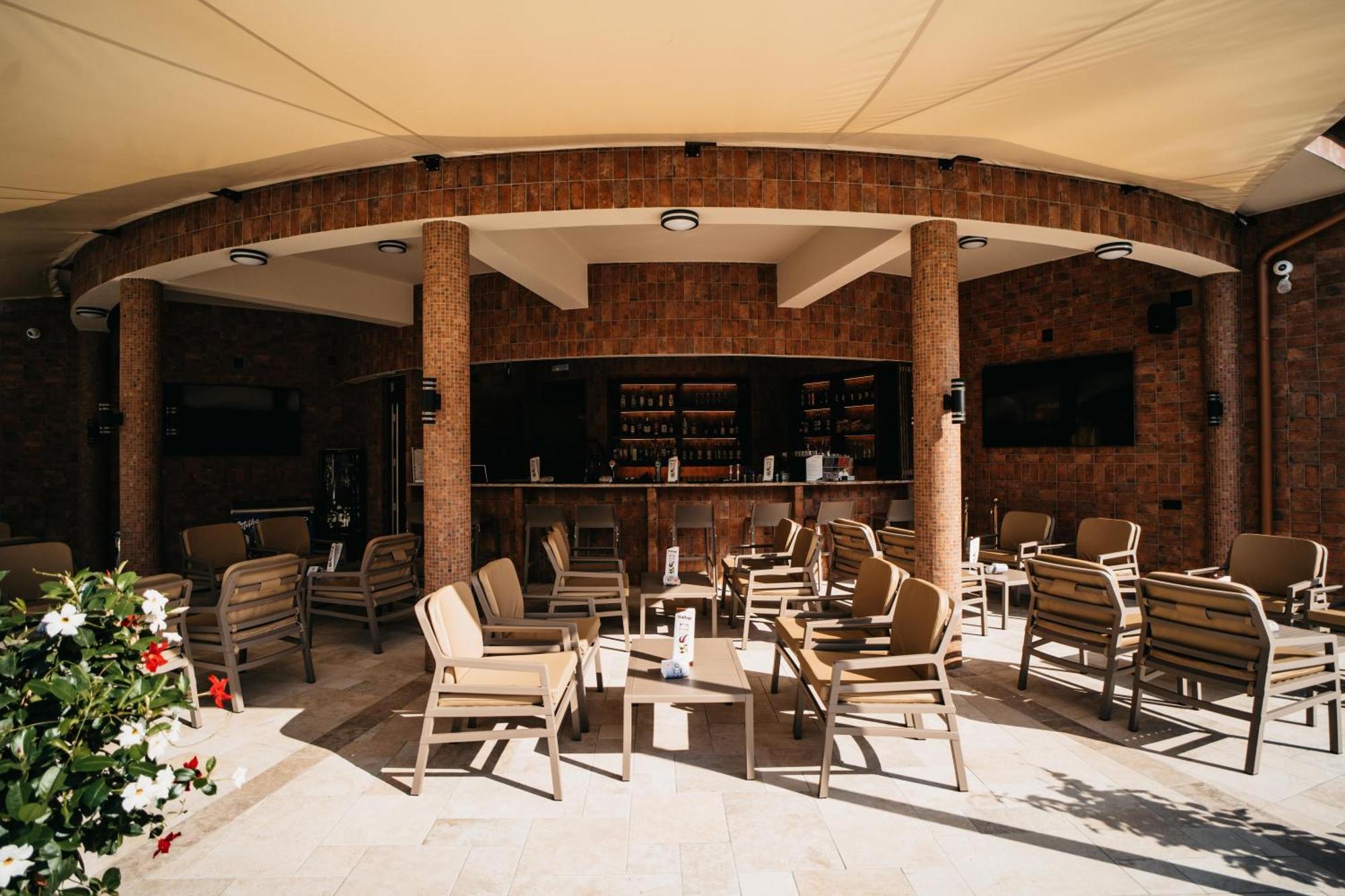 Wellness Hotel Gyula Luaran gambar